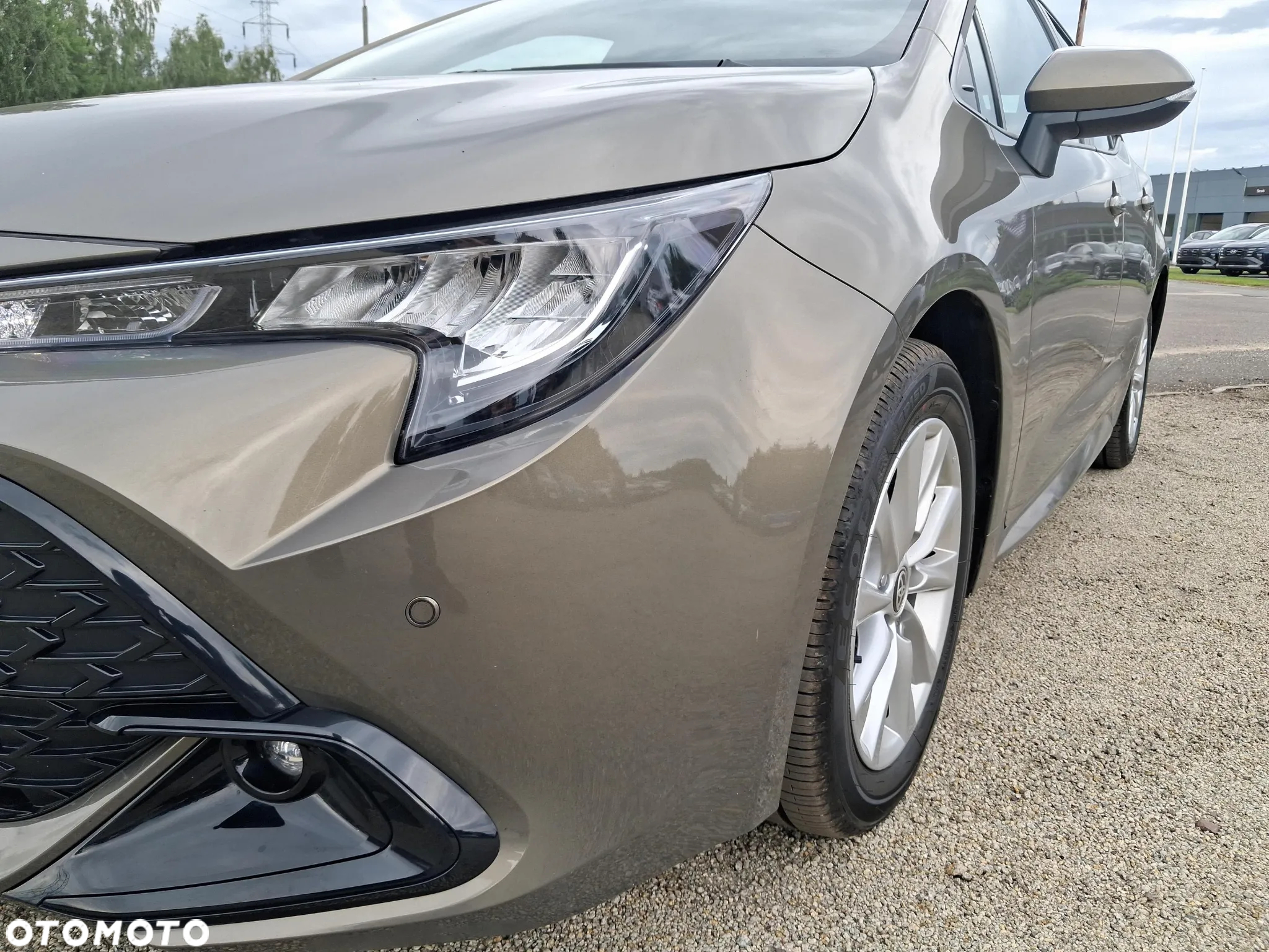 Toyota Corolla 1.8 Hybrid Comfort - 28