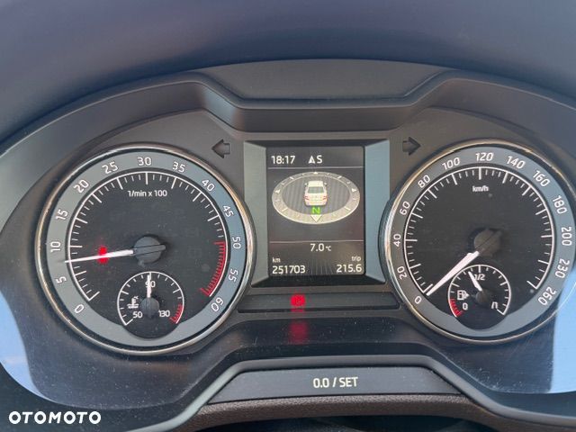 Skoda Octavia 2.0 TDI L&K - 12