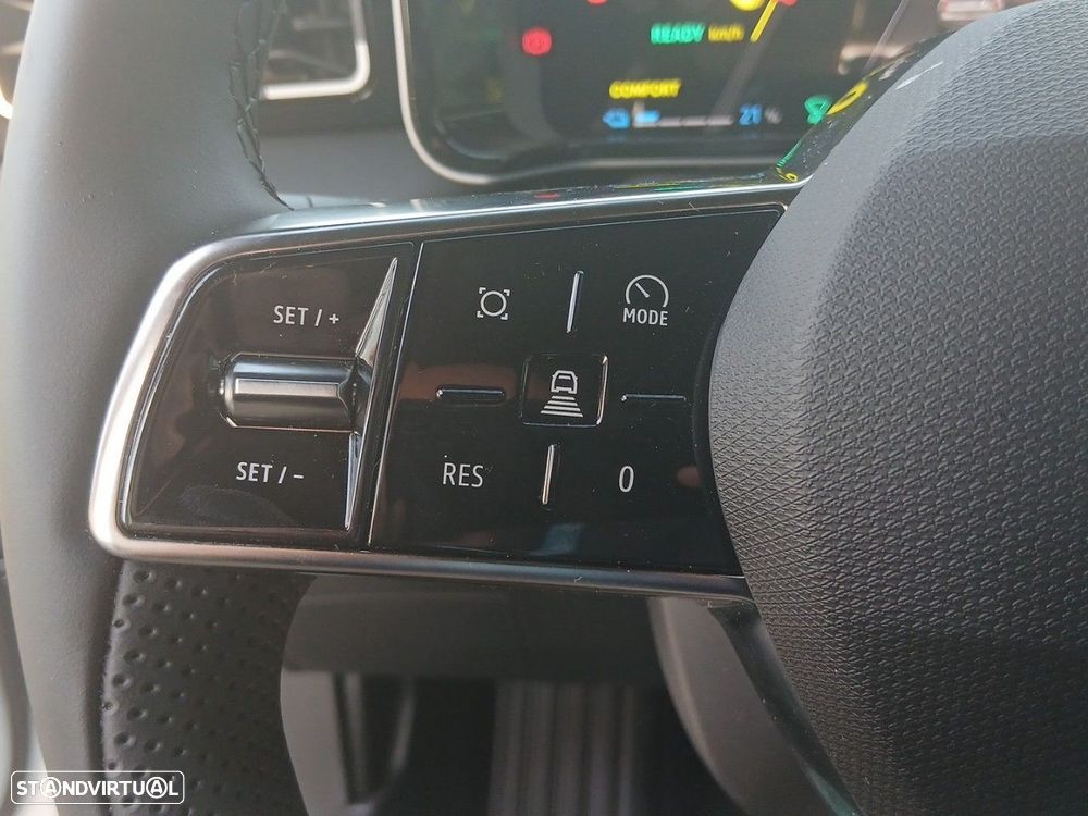 Renault 5 E-Tech - 12