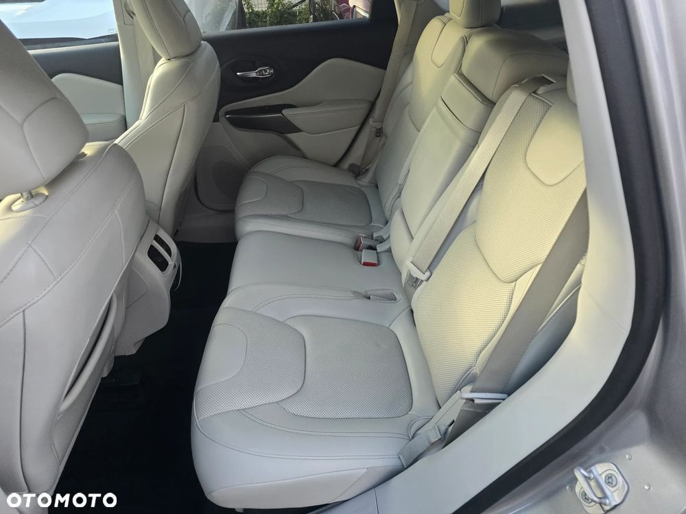 Jeep Cherokee 3.2 V6 Active Drive I Limited - 12