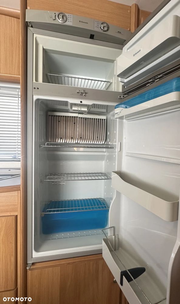 Adria CLASSICA 743 UP z ALDE , dużą markizą. 6/7 osobowa - 28