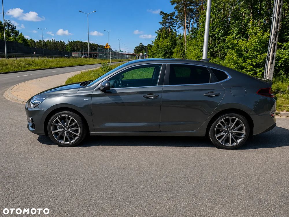 Hyundai i30 1.5 T-GDI 48V Comfort DCT - 9