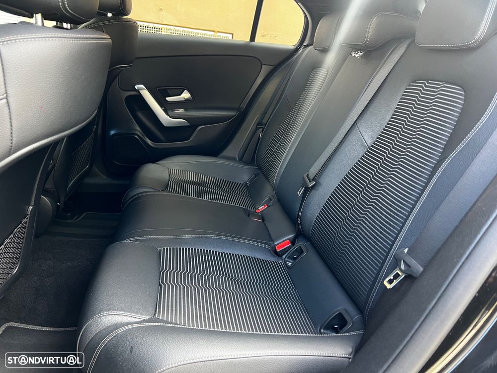 Mercedes-Benz A 180 d Style Plus - 27