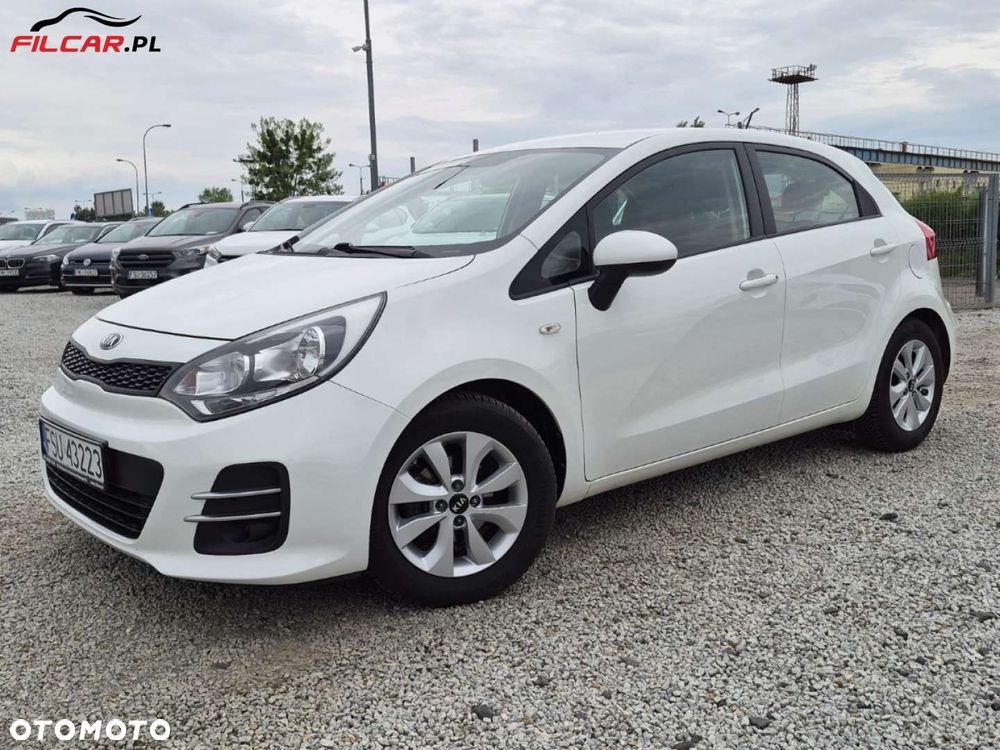 Kia Rio - 15