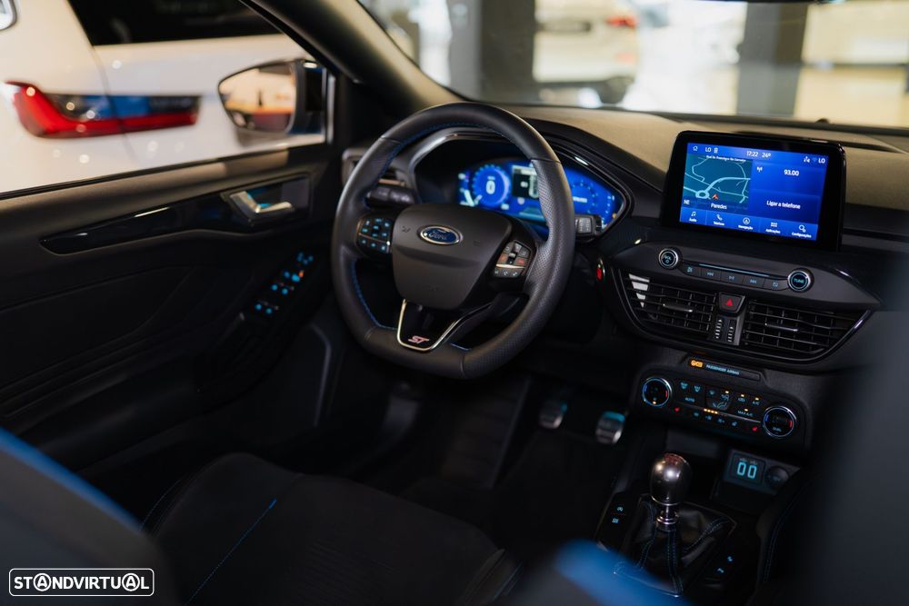 Ford Focus 2.3 EcoBoost S&S ST - 50