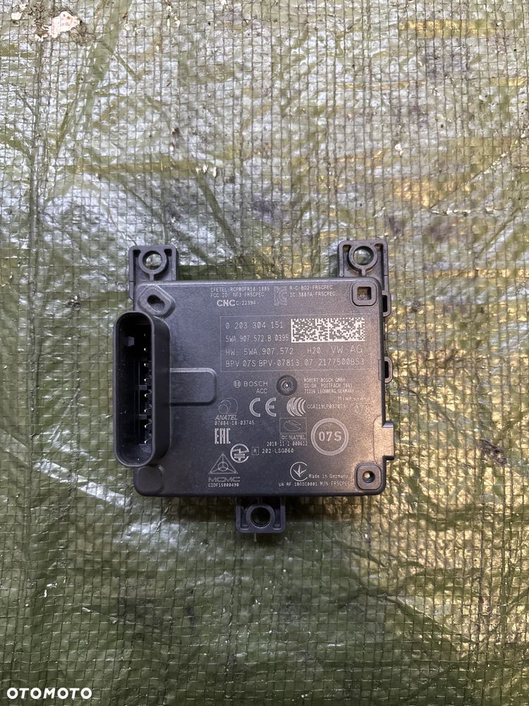 Skoda Octavia IV sensor radar distronic ACC 5WA907572B 5WA907572 - 1