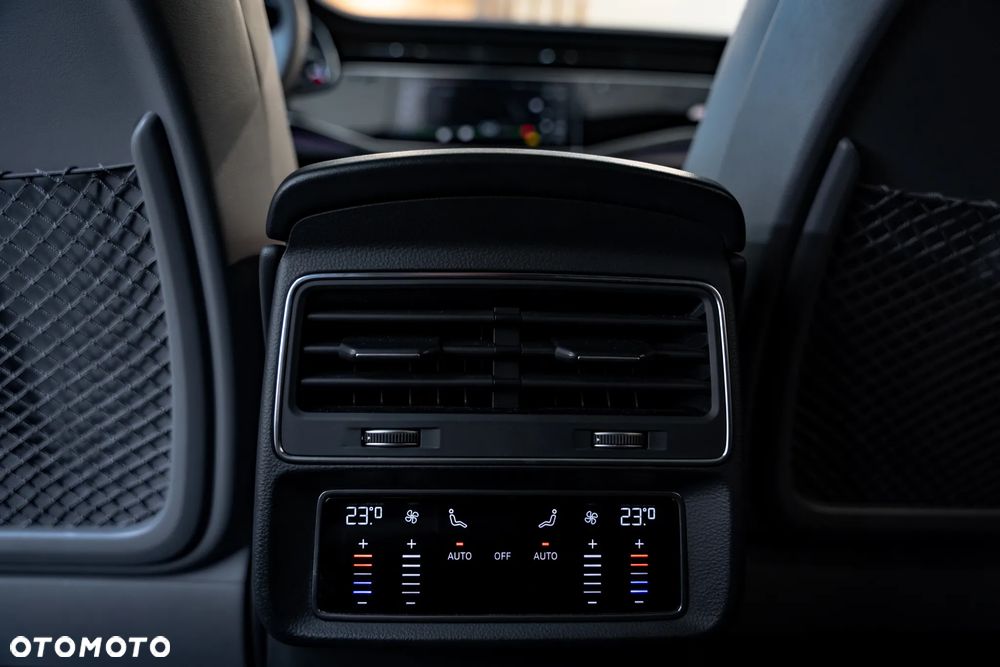 Audi SQ8 - 35