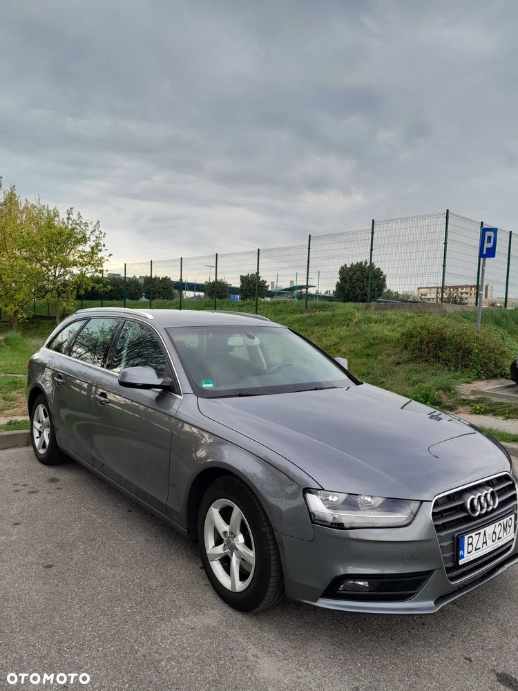 Audi A4 Limousine - 2