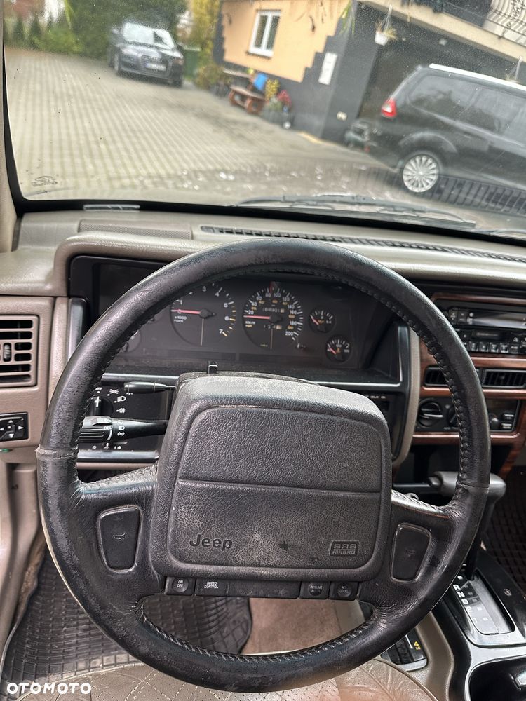 Jeep Grand Cherokee - 7