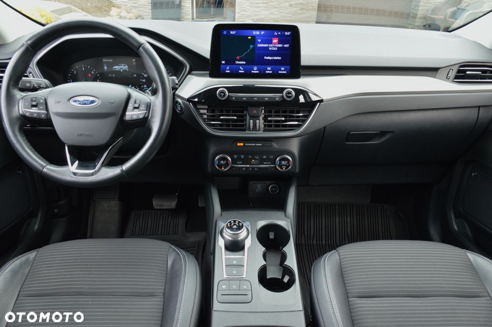 Ford Kuga 2.0 EcoBlue 4x4 TITANIUM - 20