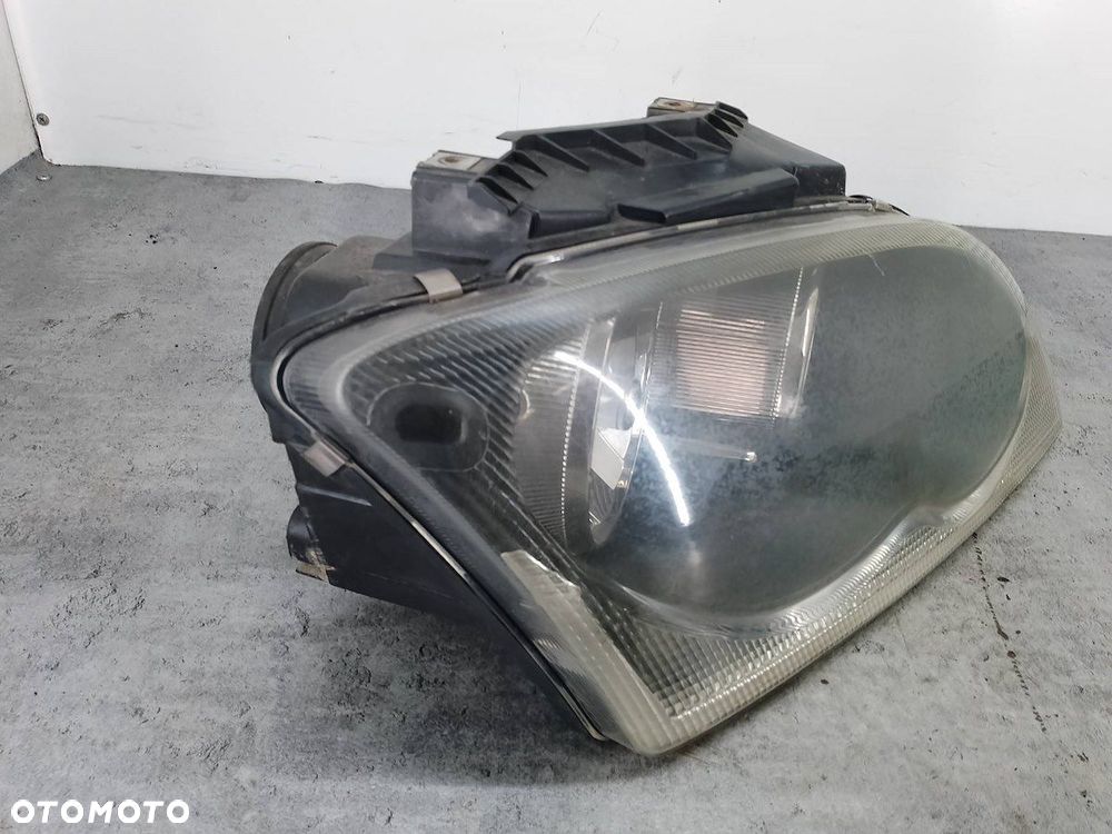 LAMPA PRZÓD PRAWA CHRYSLER PACIFICA - 3