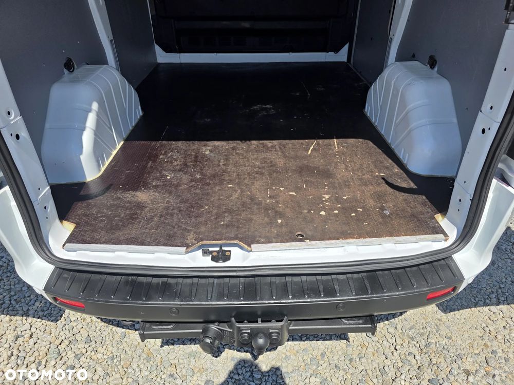 Ford FORD TRANSIT CUSTOM 2,0 TDCI 130 KONNY L1H1 KLIMA LEDY GWARANCJA BOGATE WYPOSAŻENIE - 35