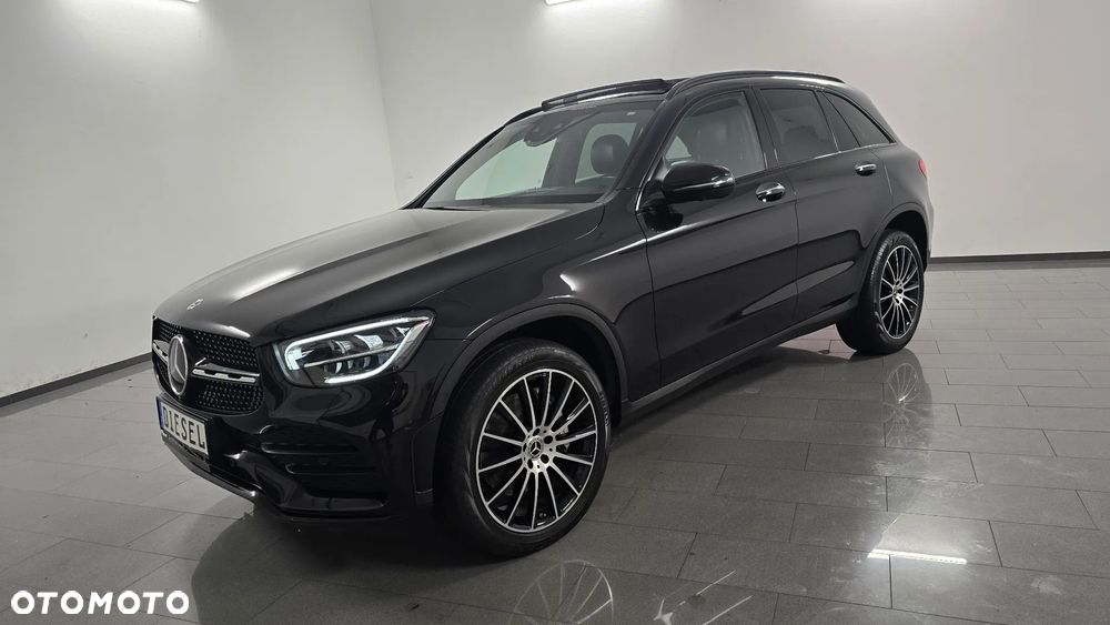 Mercedes-Benz GLC 300 de 4Matic 9G-TRONIC AMG Line Plus - 1
