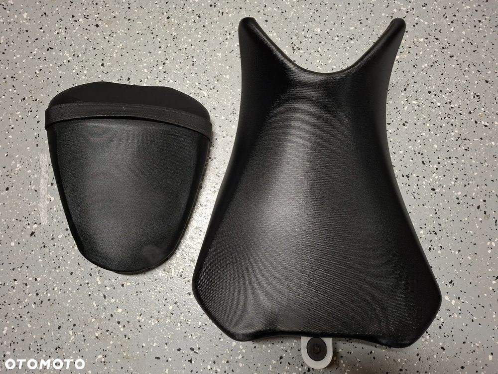 Suzuki GSXS 1000 950 siedzenie fotel kanapa - 1