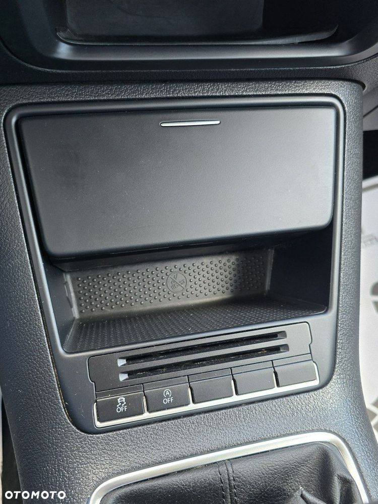 Volkswagen Golf Plus - 31