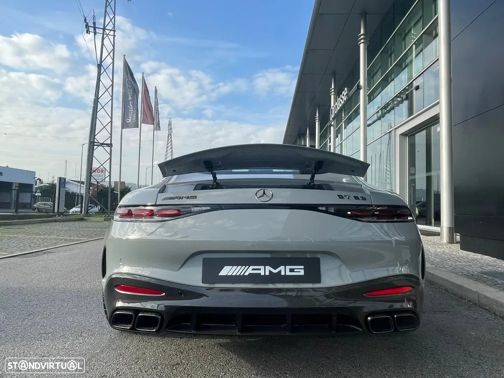 Mercedes-Benz AMG GT 63 4Matic+ - 13