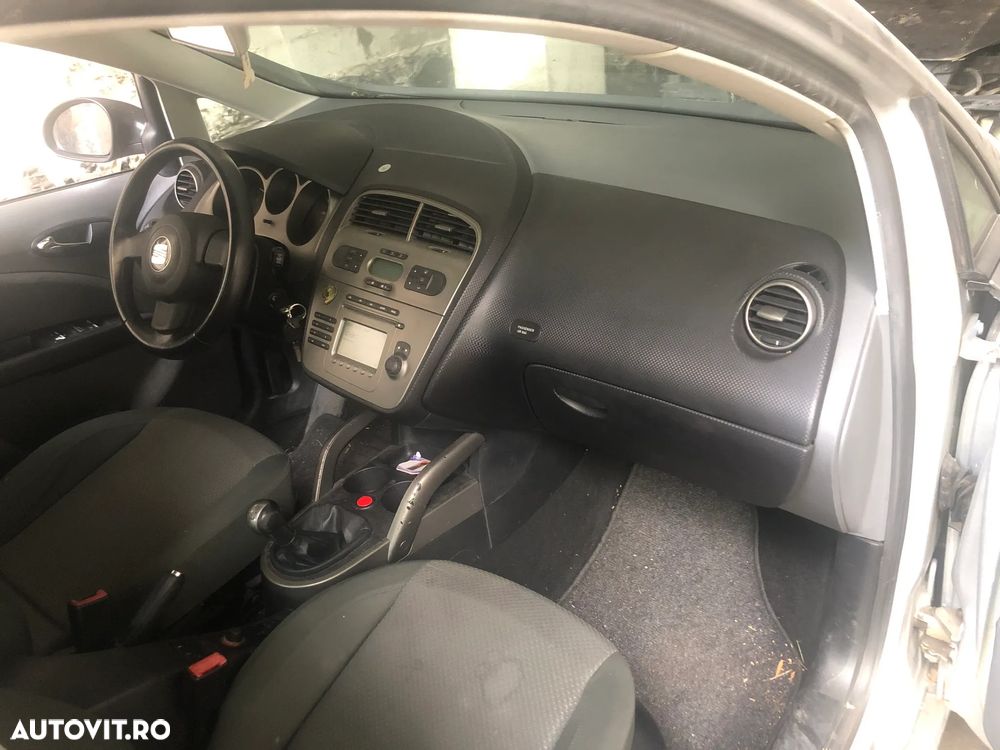 Dezmembrez Seat Altea gri argintiu 1,9 TDI 2006 - 7