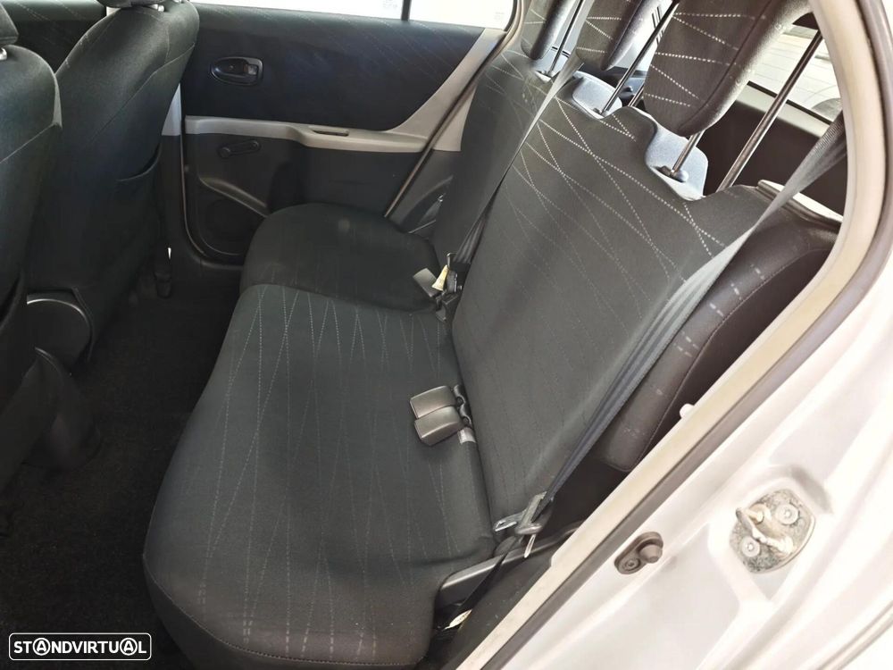 Toyota Yaris 1.0 VVT-i Comfort - 19