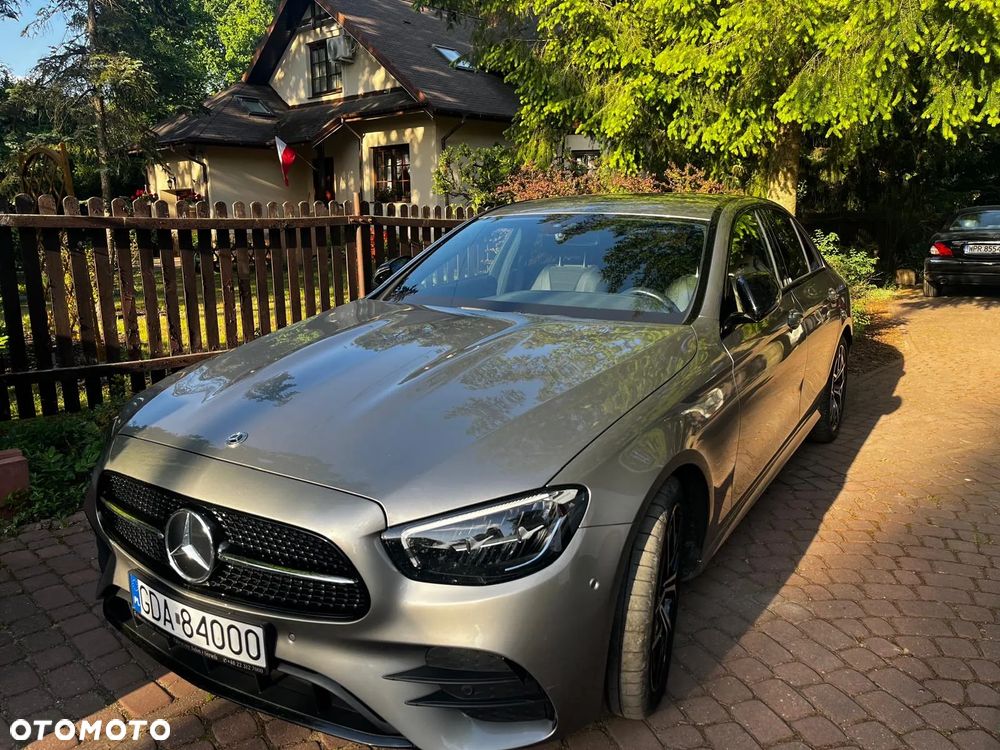 Mercedes-Benz Klasa E 220 d 4-Matic - 11