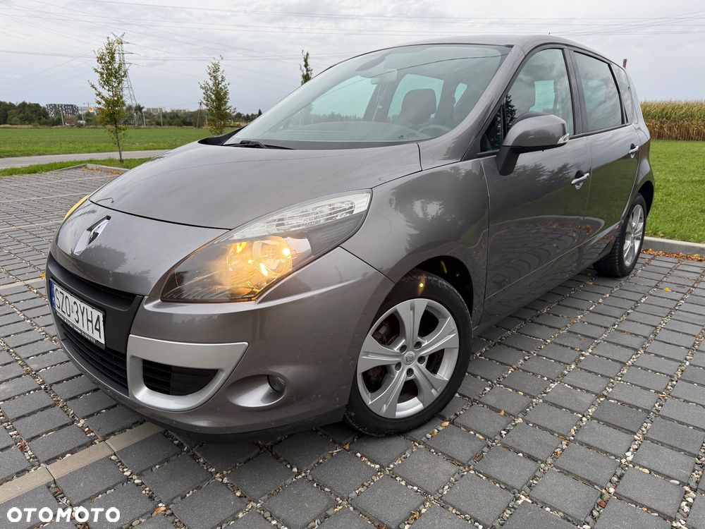 Renault Scenic 2.0 16V 140 CVT Dynamique - 8