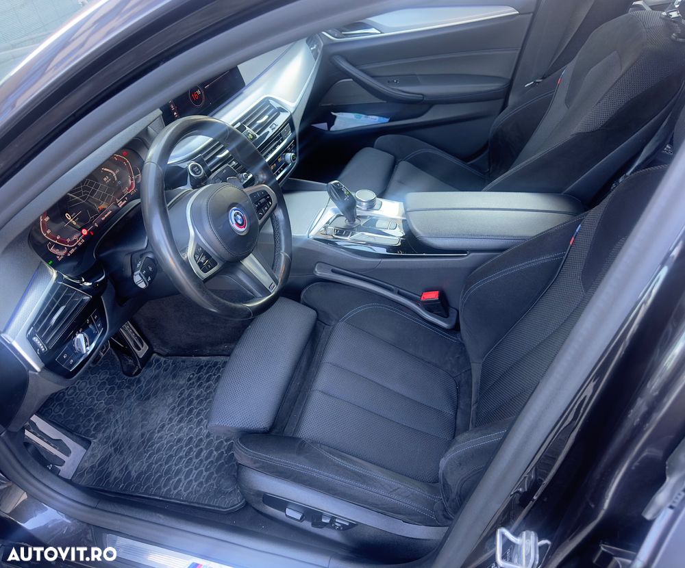 BMW Seria 5 520d Aut. M Sport Edition - 12