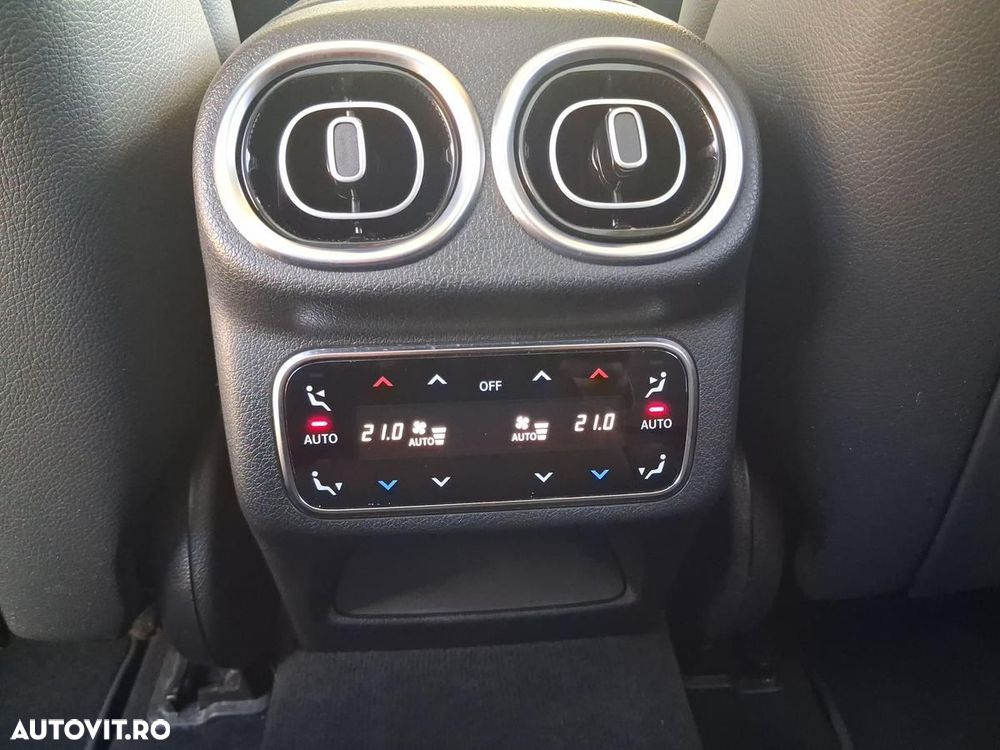Mercedes-Benz GLC 300 4MATIC MHEV - 19