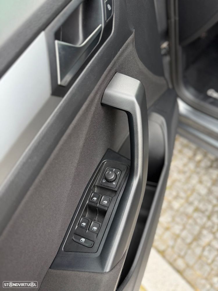 VW T-Roc 1.0 TSI Life - 34