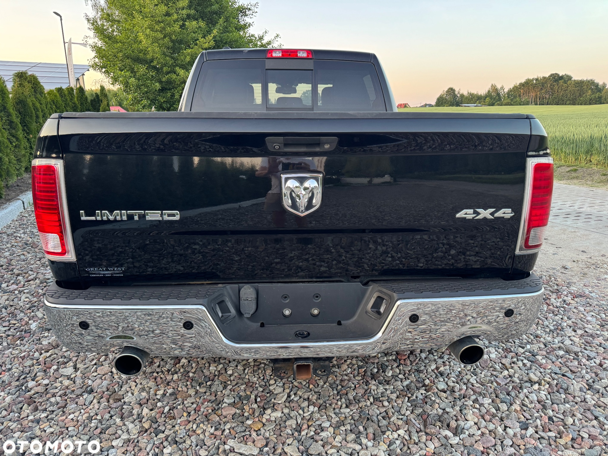 Dodge RAM 1500 5.7 4x4 - 11