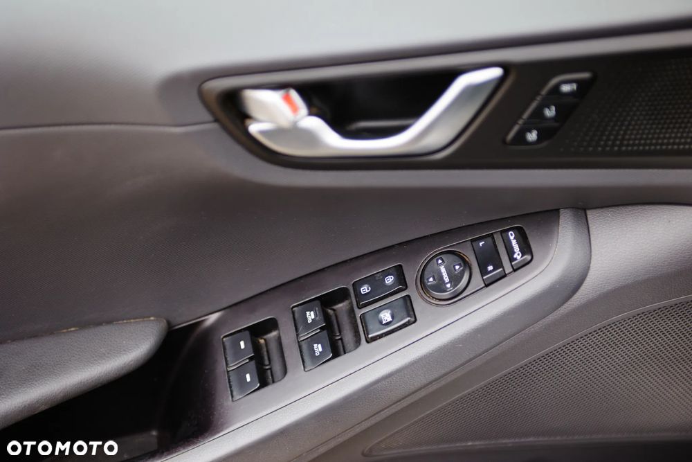 Hyundai IONIQ Hybrid Platinum - 18