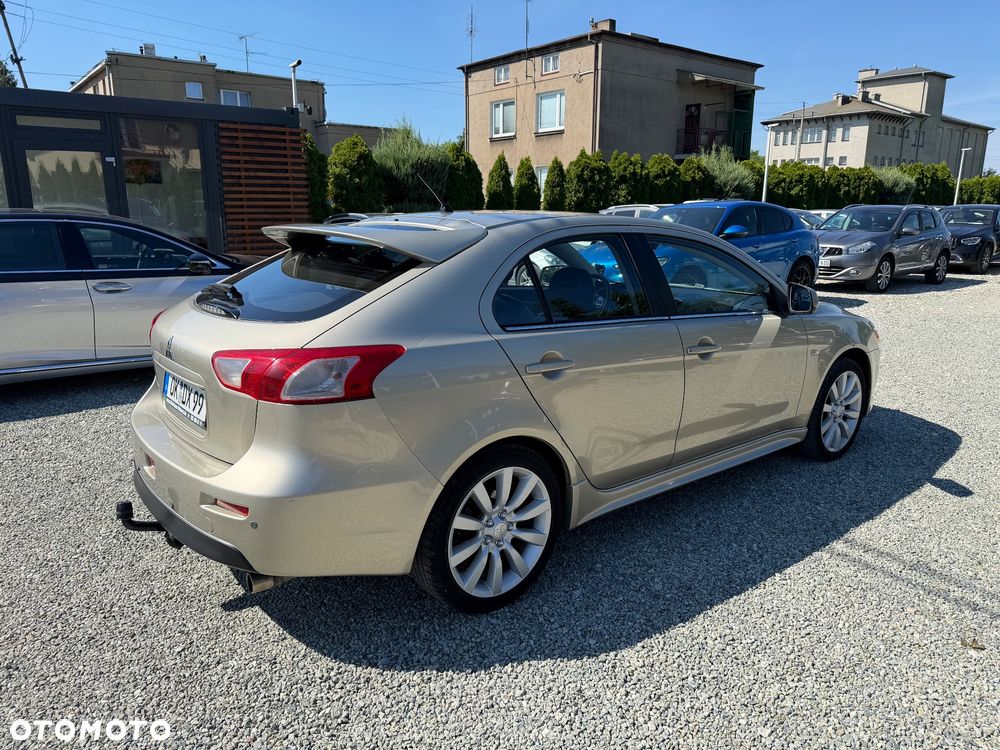 Mitsubishi Lancer 1.8 CVT Instyle - 22