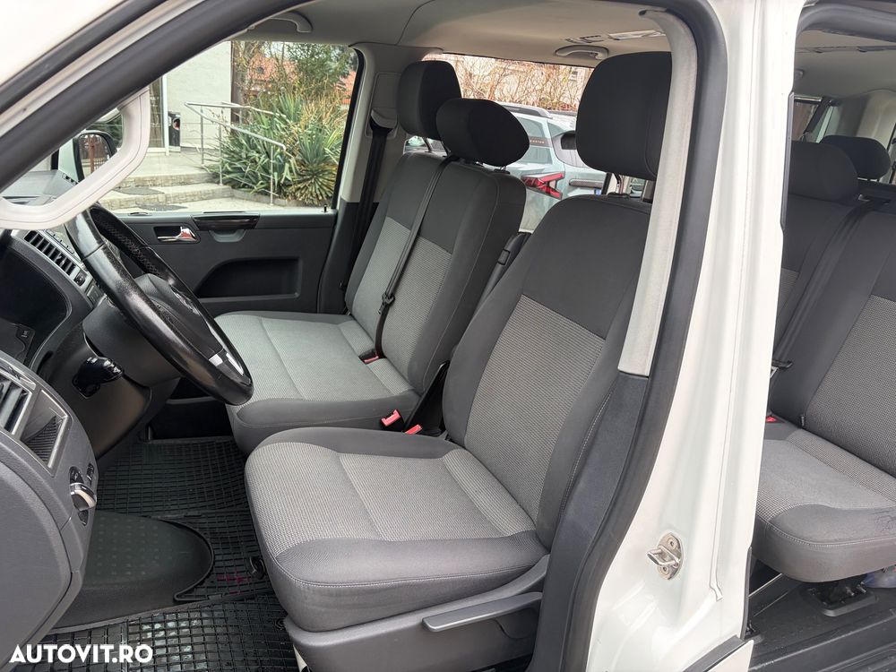 Volkswagen Caravelle - 13