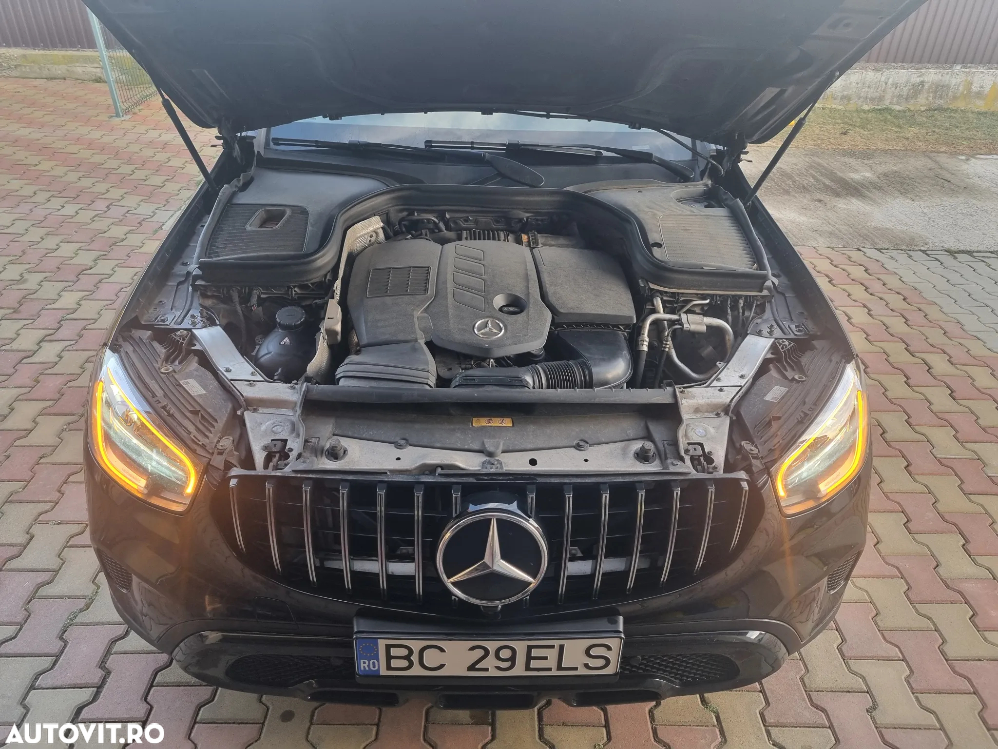 Mercedes-Benz GLC 300 d 4Matic 9G-TRONIC - 15