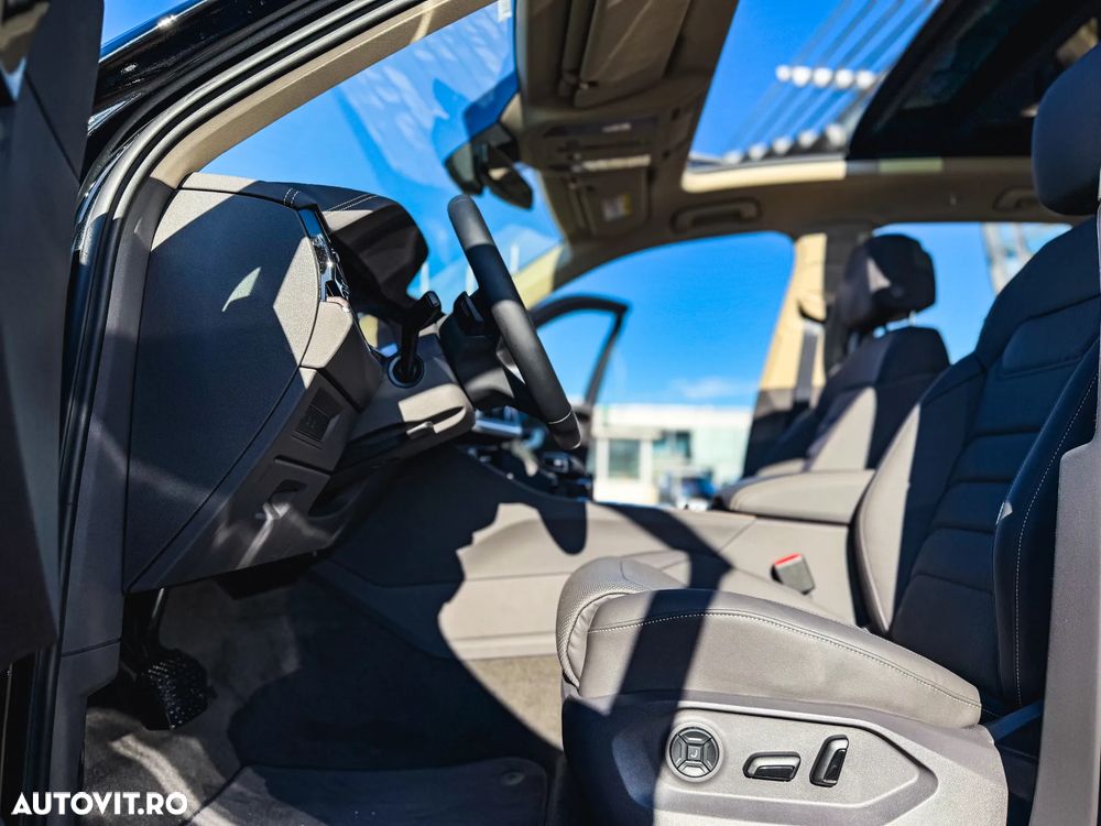 Volkswagen Touareg V6 TDI 4MOTION Elegance - 18