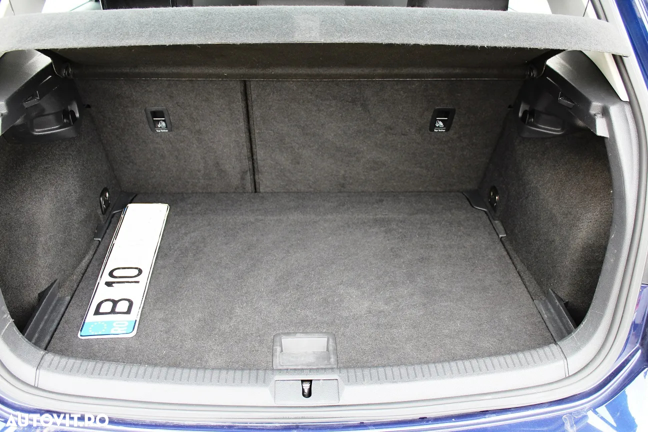 Volkswagen Golf 1.6 TDI Trendline - 10