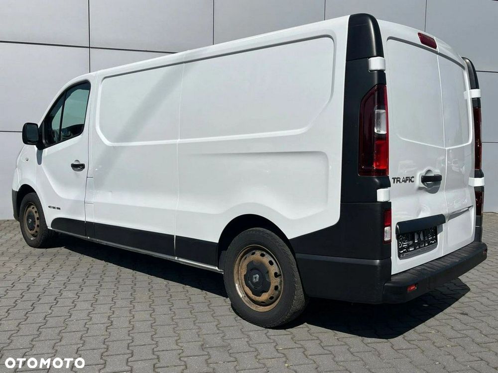 Renault Trafic - 16