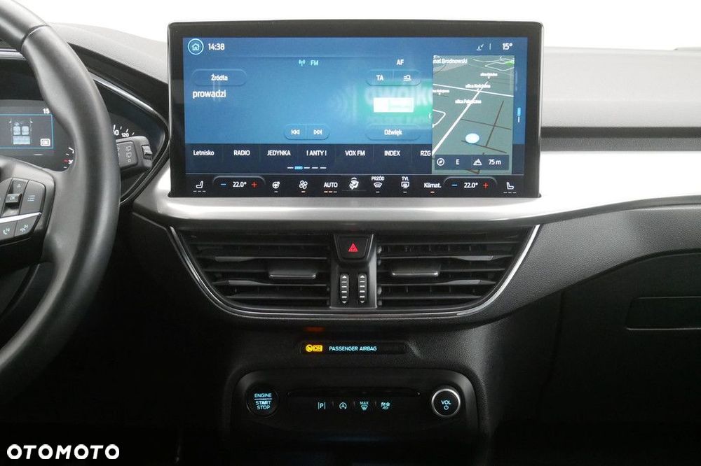 Ford Focus 1.0 EcoBoost Titanium - 10