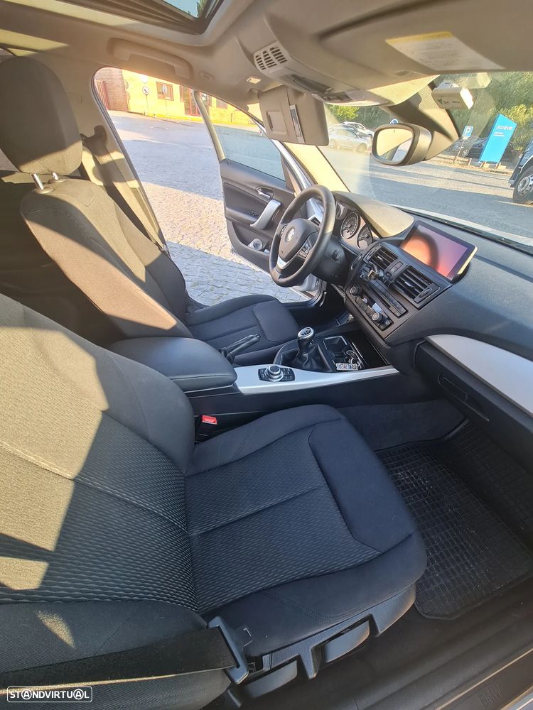 BMW 118 i - 12