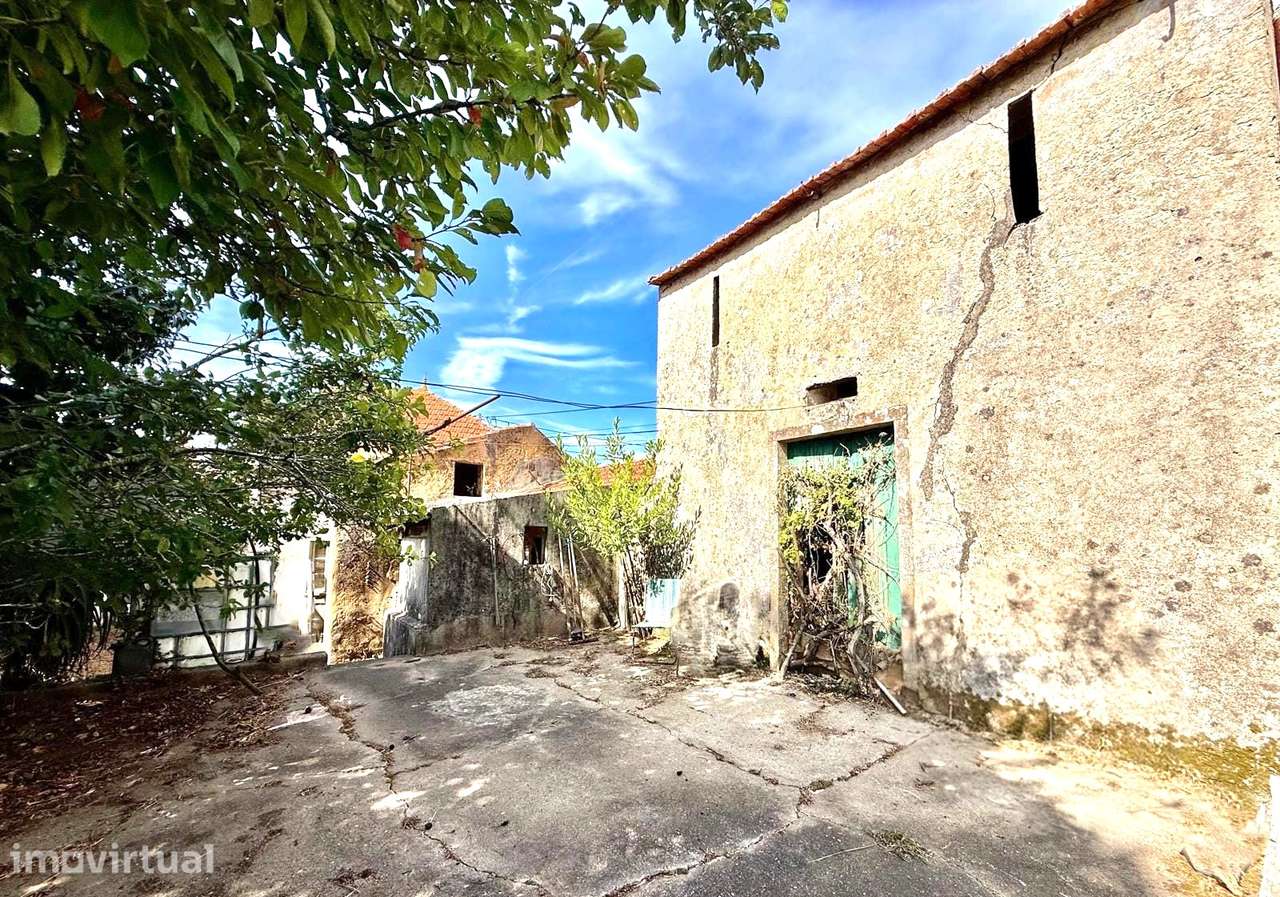 Moradia Centenária T3 para Reabilitação em São João, Ovar - Grande imagem: 2/30