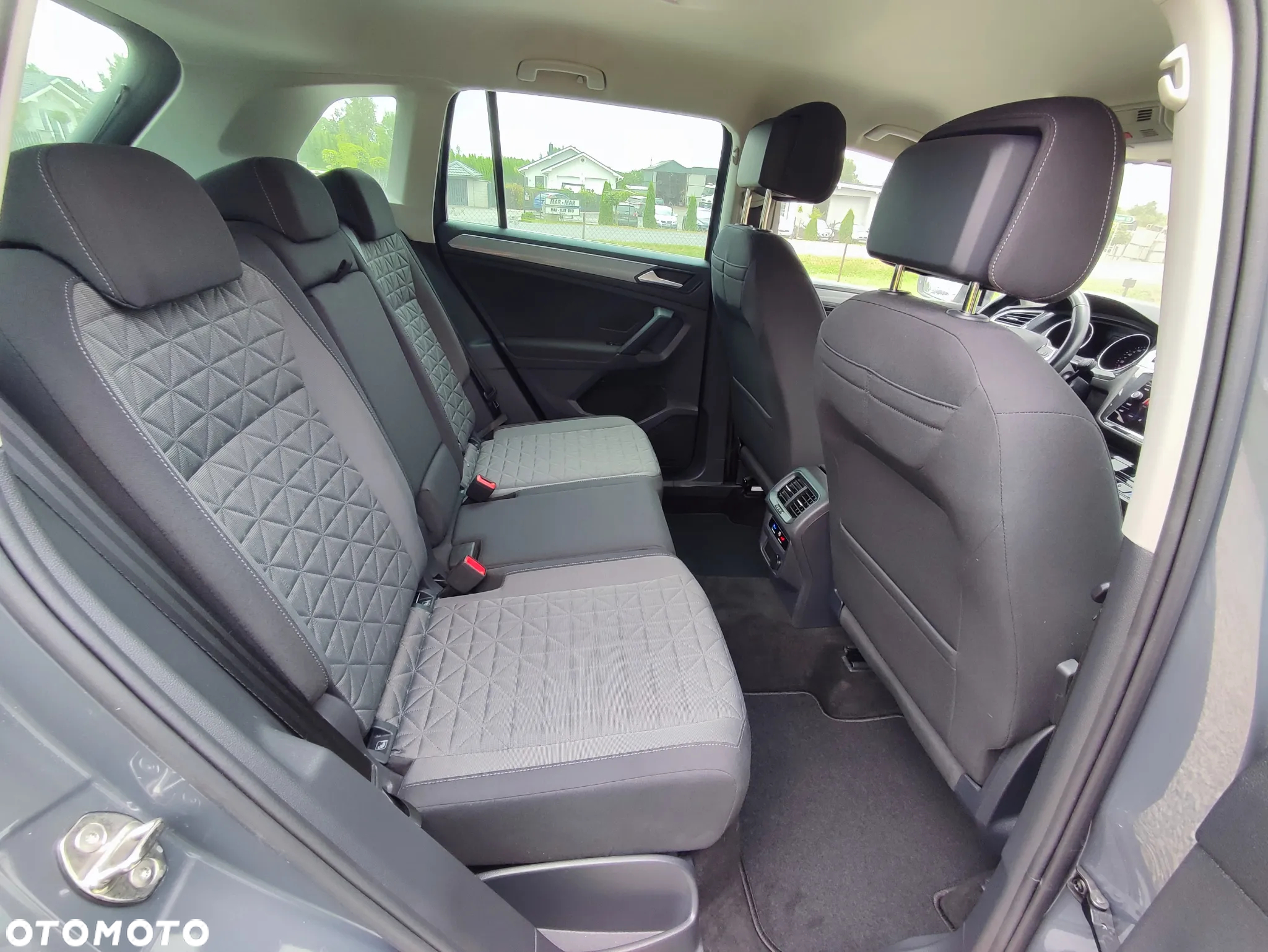 Volkswagen Tiguan - 26