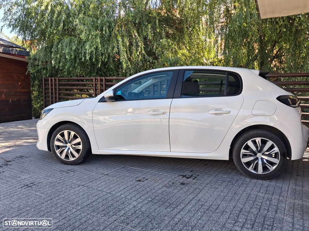 Peugeot 208 2020 photo 4