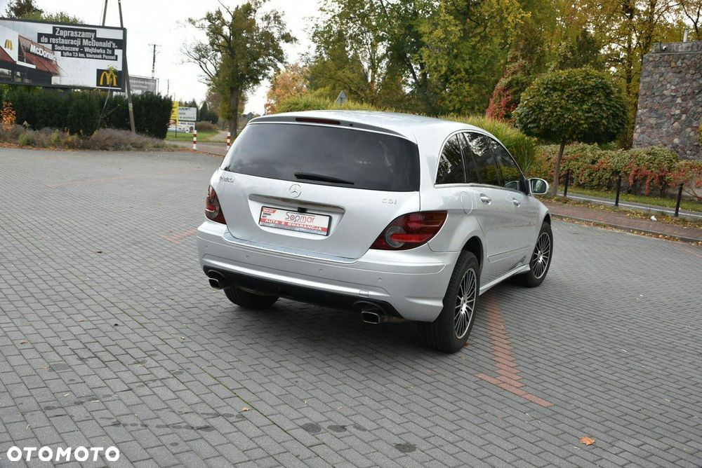 Mercedes-Benz Klasa R - 24