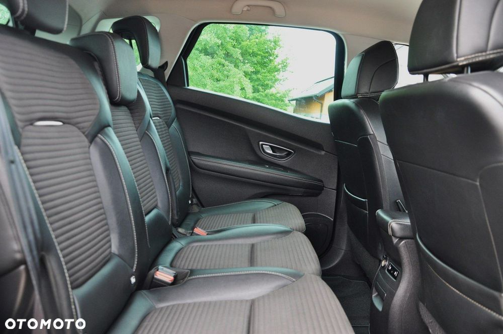 Renault Scenic BLUE dCi 120 LIMITED - 16