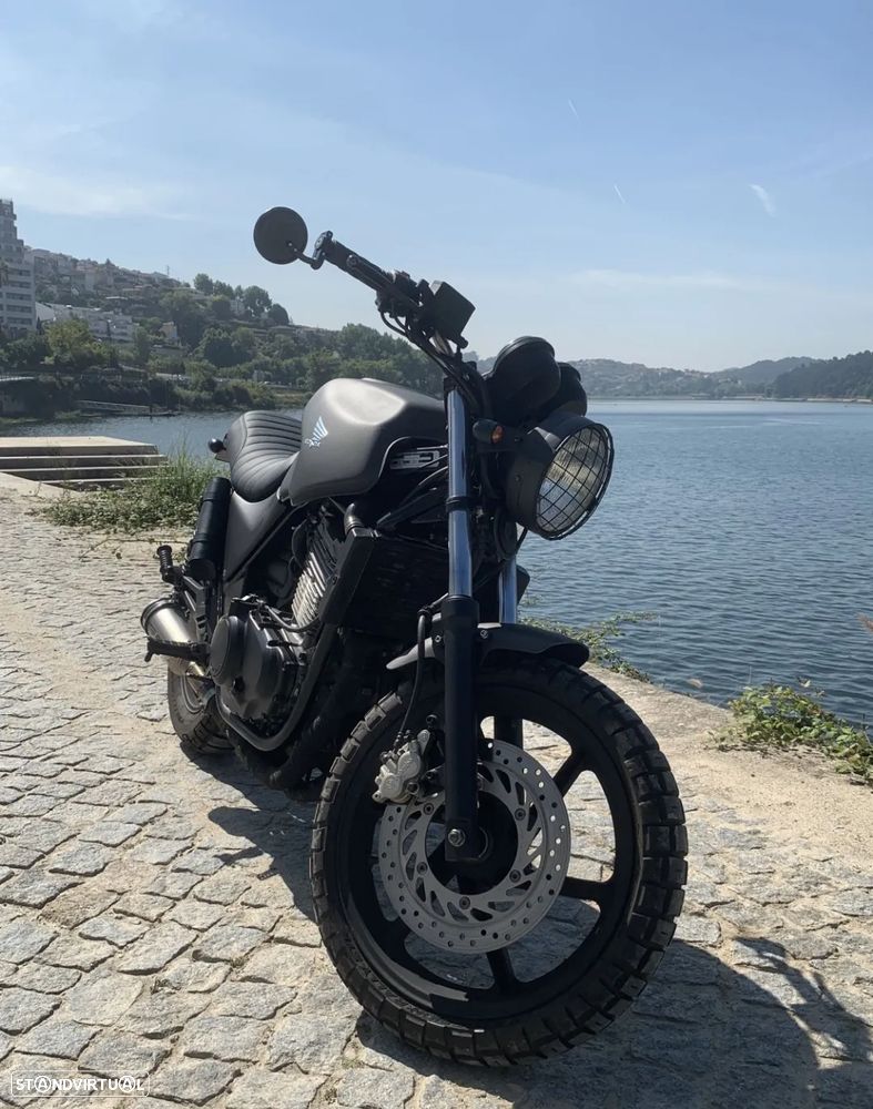 Honda CB Café Racer - 2