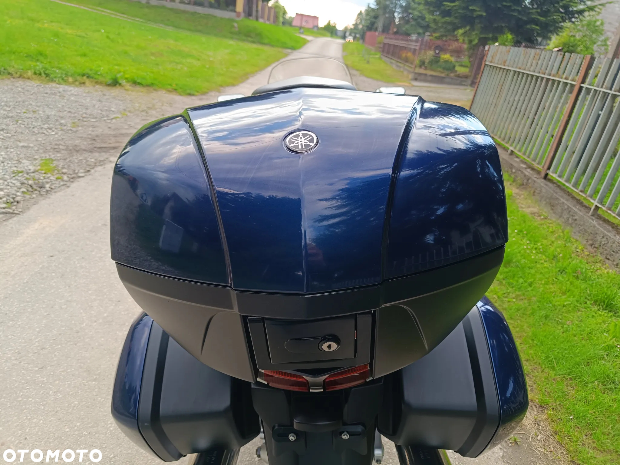 Yamaha FJR - 16