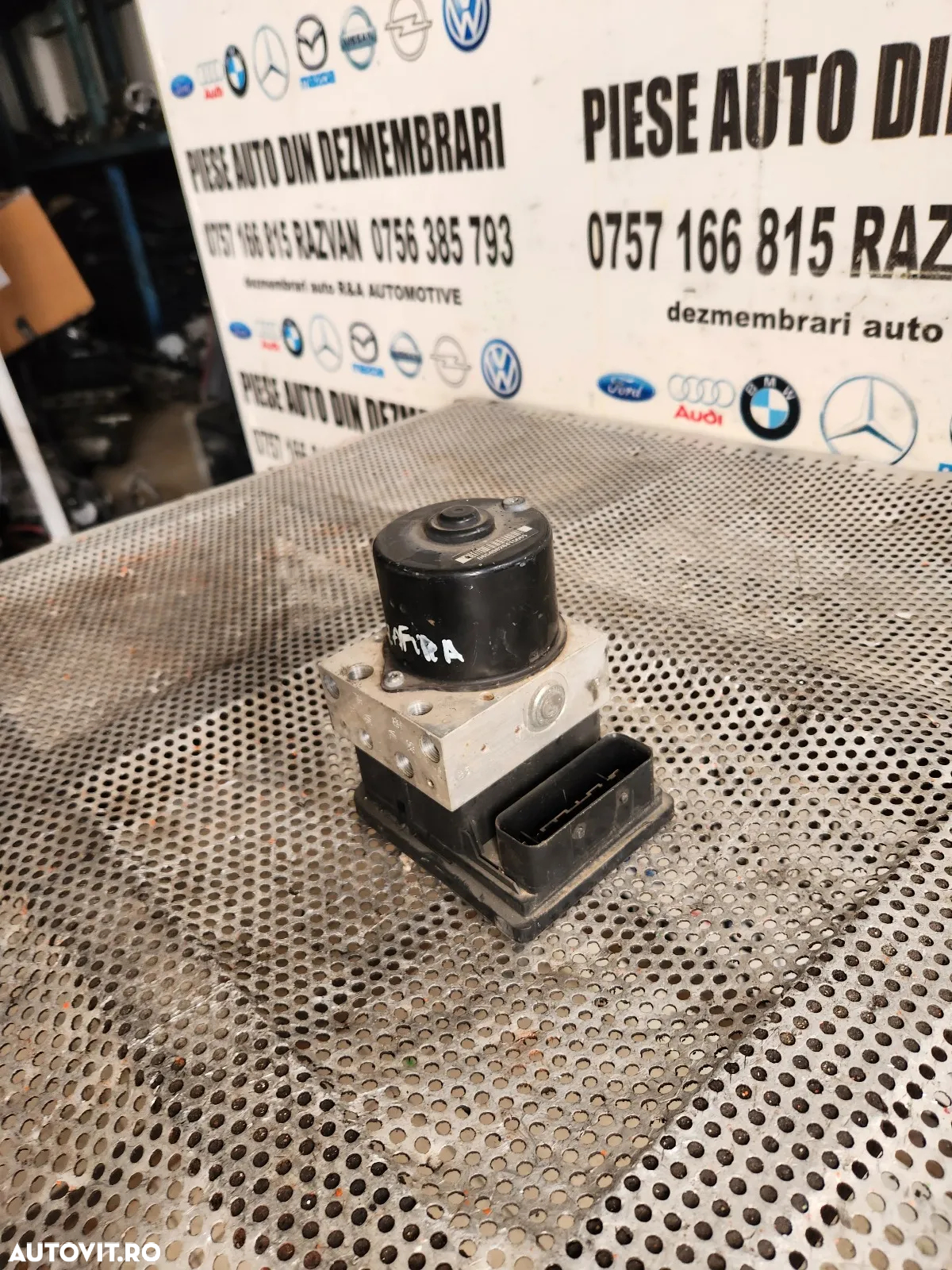 Modul Pompa Unitate ABS Opel Astra H Zafira B Cod  - Dezmembrari Arad - 2