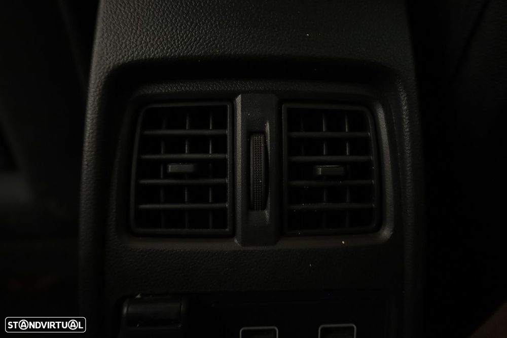 Renault Captur 1.0 TCe Techno Bi-Fuel - 25
