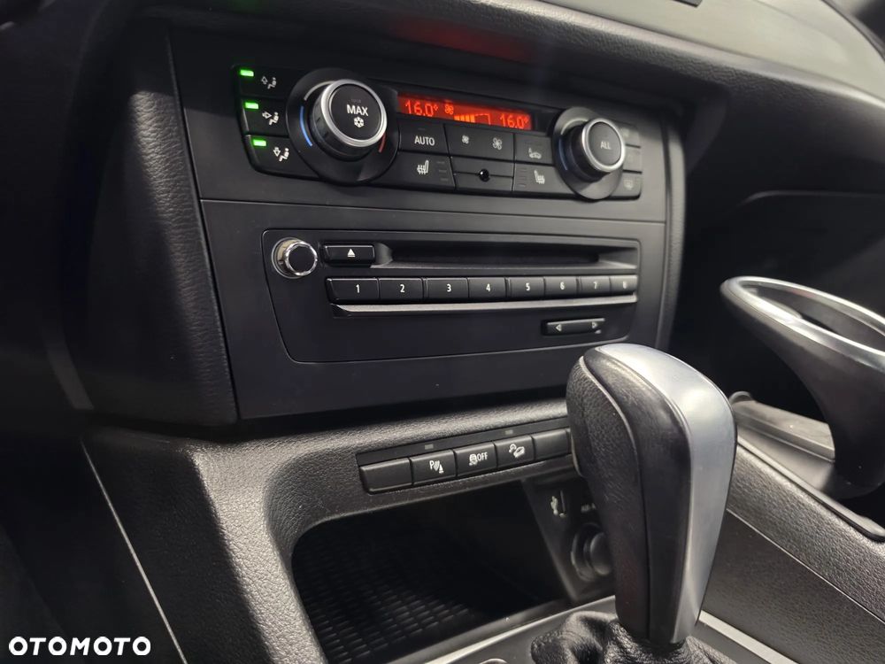BMW X1 xDrive20d - 36