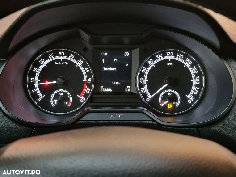 Skoda Octavia Combi Diesel 1.6 TDI Style - 7