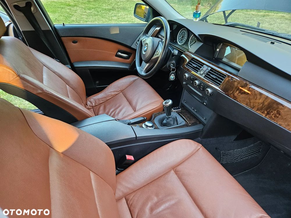 BMW Seria 5 530i - 8