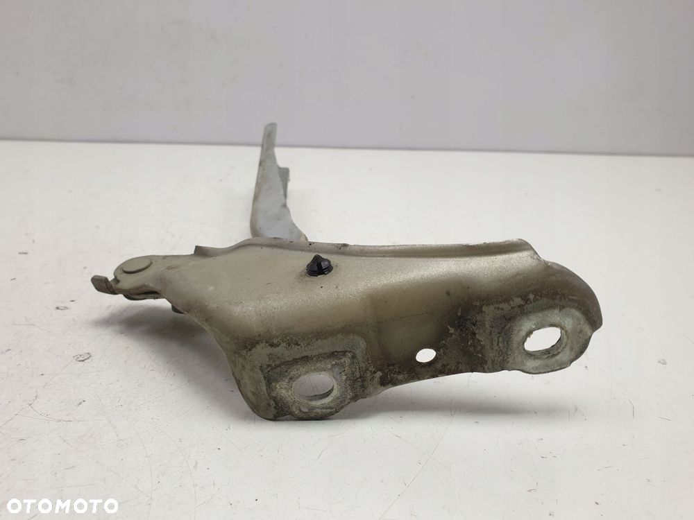 Skoda Rapid ZAWIAS MASKI Prawy przód 5JA823302A - 3